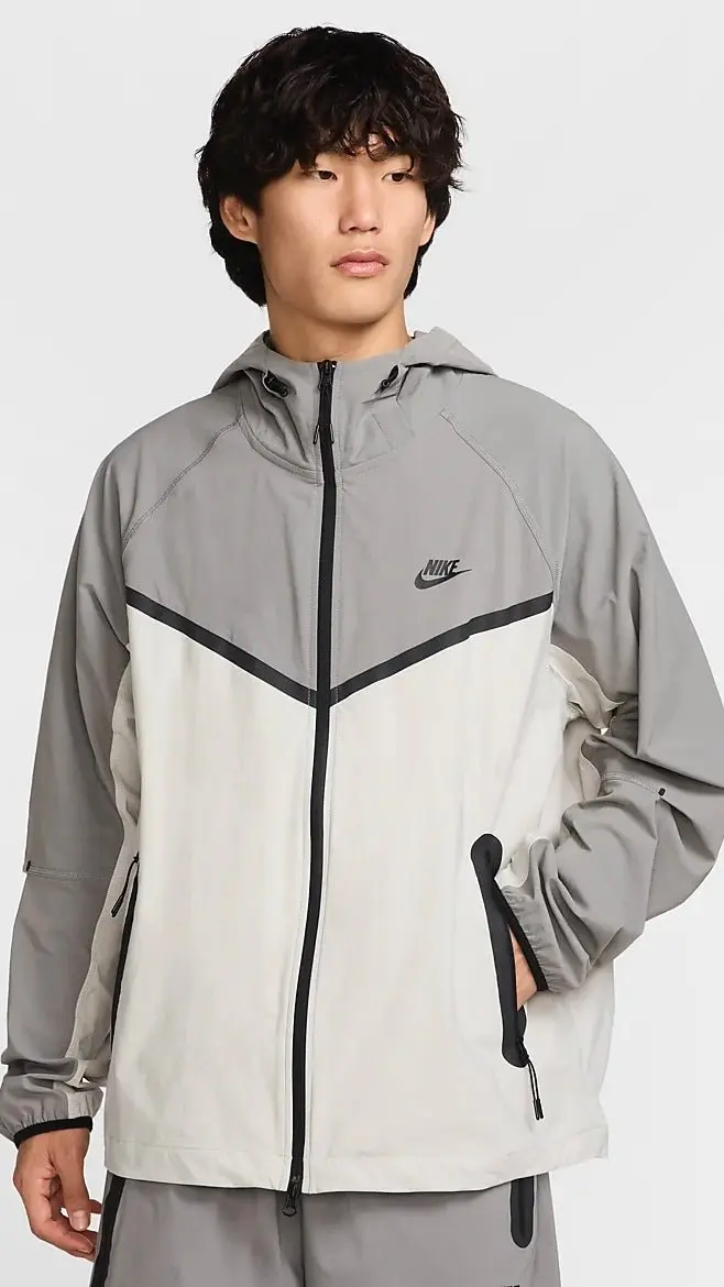 NIKE Tuta Tech In Microfibra Con Zip e Cappuccio Grigia/Bianca/Nera